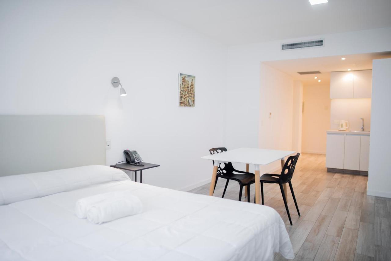 Wesleep Paraguay Departamentos En Microcentro بوينس آيرس المظهر الخارجي الصورة